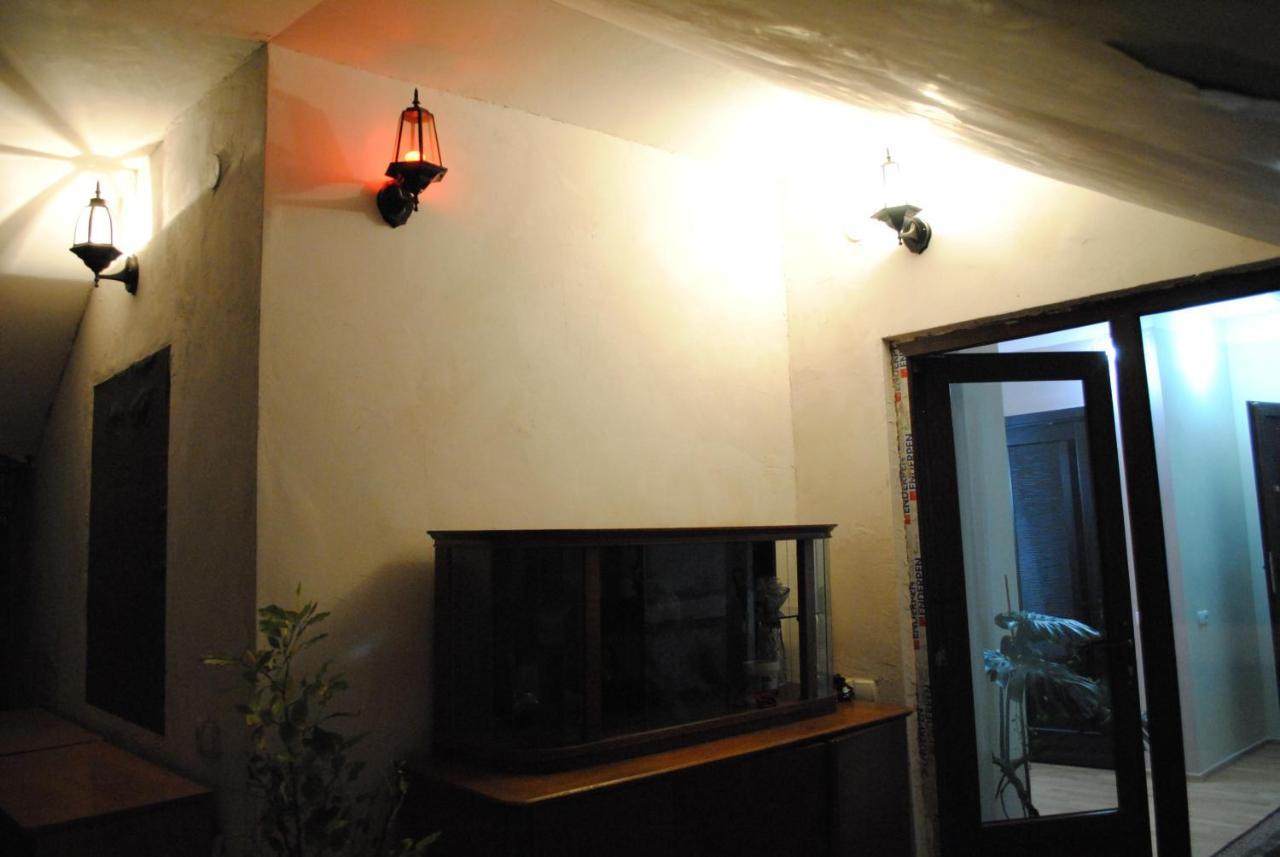 Family Guesthouse - Macharashvili Tbilisi Buitenkant foto